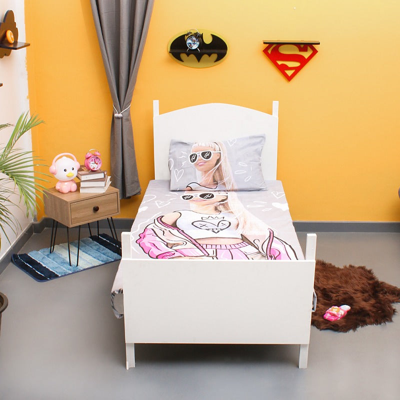 Barbie "Fashion Floor" Bedsheet - waseeh.com