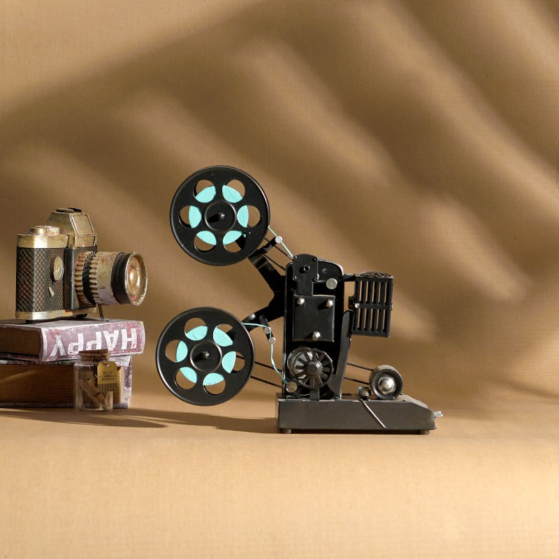 Antique Projector Decor - waseeh.com