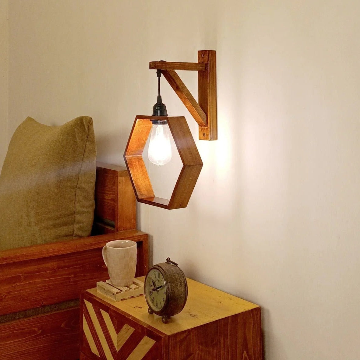 Hexoz Wooden Wall Light Wall Hanging Lamp